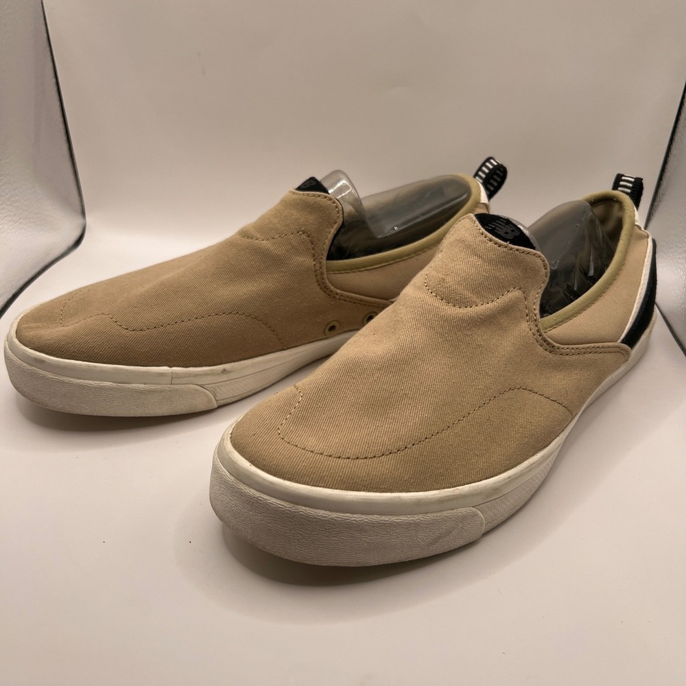 New Balance Men's Size 9 Beige Slip On Sneakers‎ Casual Streetwear - Picture 3 of 7